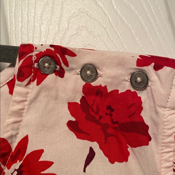 Free Assembly Red Floral Long Sleeve High Low Blouse…size M - Picture 4 of 7